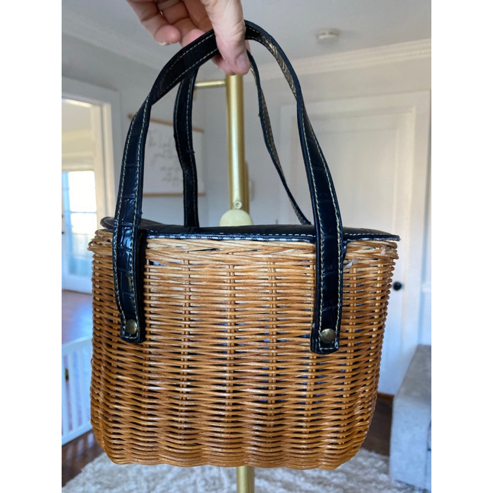 Vintage Wicker Basket Purse with Black Faux Croc Leather Trim & Gingham Lining - Picture 3 of 10